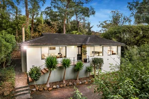 Charming Family Retreat with Serene Surroundings