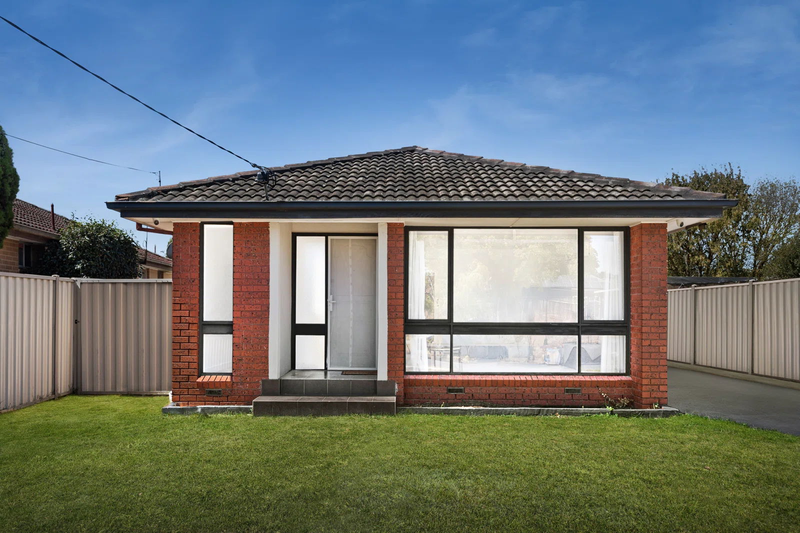 Stylish & Comfortable Living in Prime Craigieburn Location!